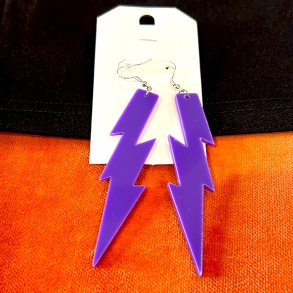 NWT Lightning Bolt Earrings - Picture 3 of 8